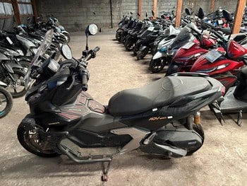 ADV 160